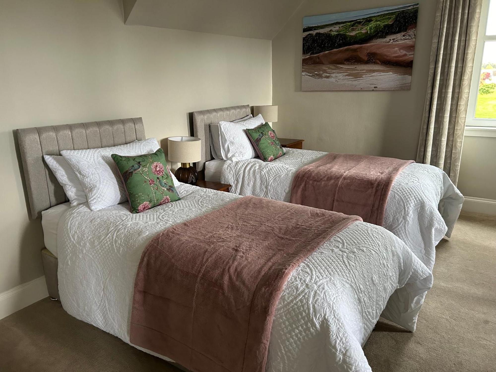 Glen Lyon Lodge Bed And Breakfast Nairn Luaran gambar